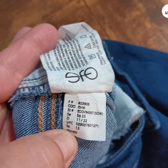 Gloria Vanderbilt‎ Capri Jeans Sz 12 Rail Straight Medium Wash Petal Pusher E23 - Picture 6 of 9